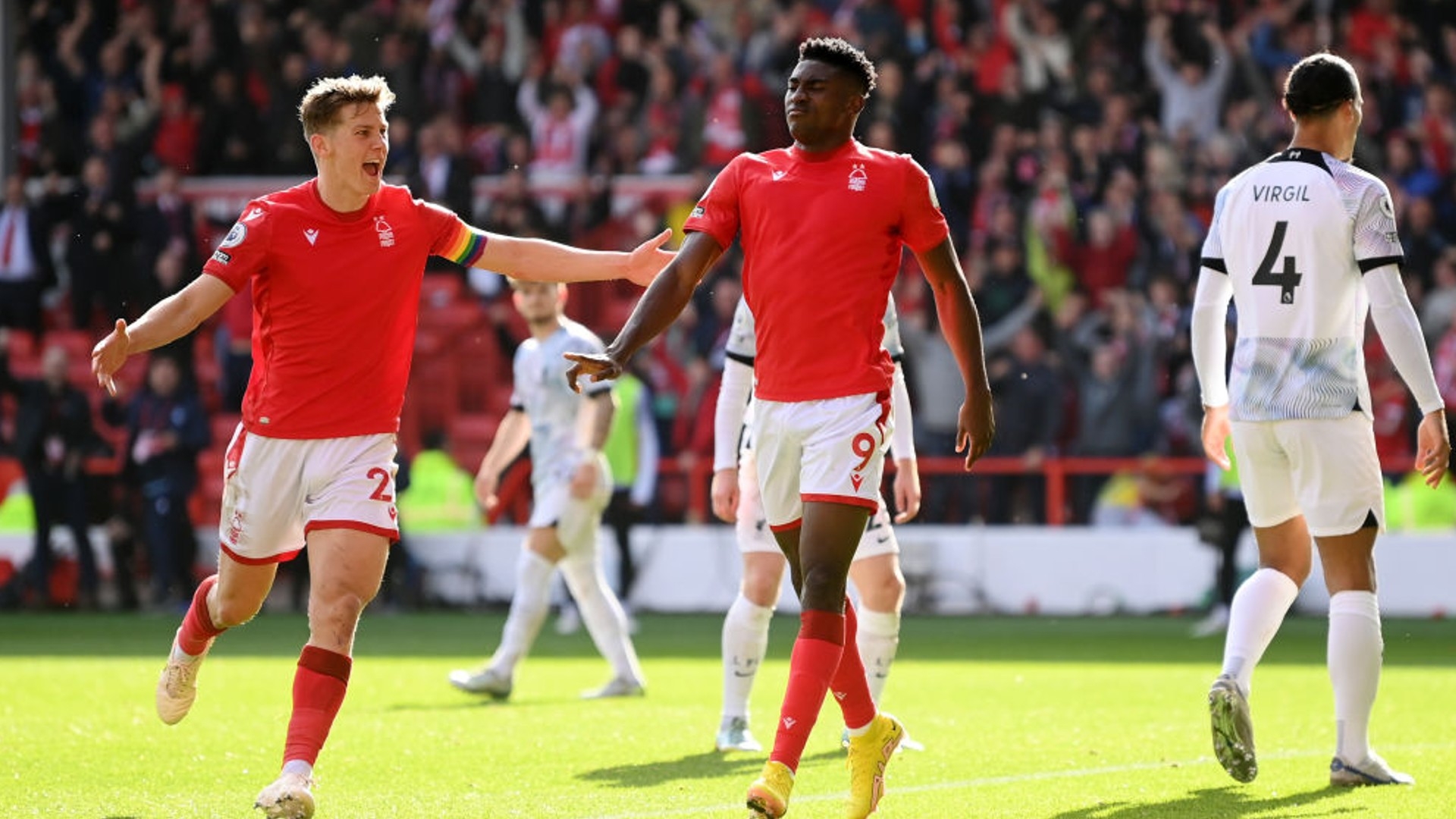 目击者称 目击者称